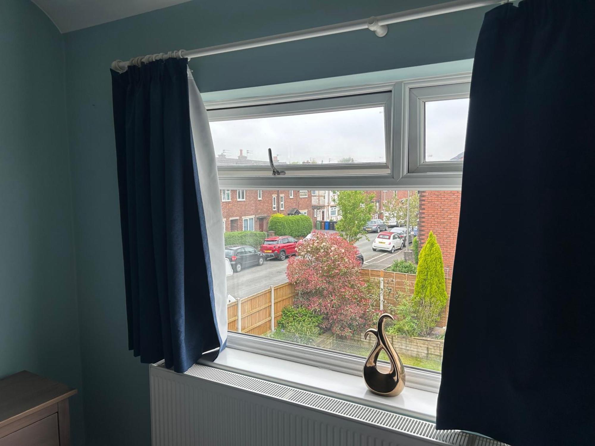 Quiet Double Bedroom With Garden View, Breakfast Hazel Grove Buitenkant foto